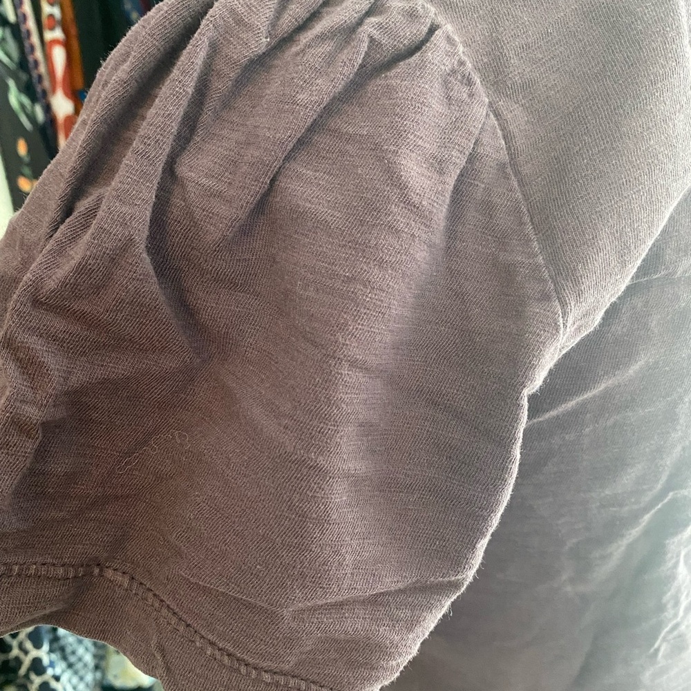 This Women’s Banana Republic szS with embroidered floral design is stunning - Picture 5 of 5